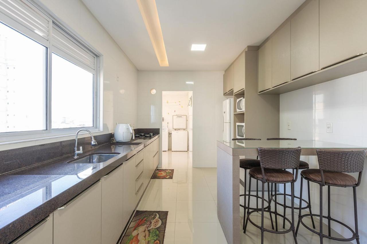 Apto A 260M Da Meia Praia Em Condominio De Luxo Sc Itapema Luaran gambar