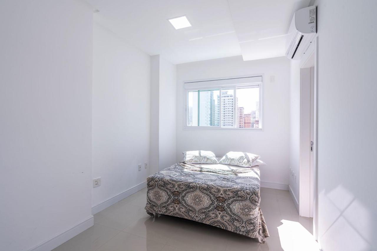 Apto A 260M Da Meia Praia Em Condominio De Luxo Sc Itapema Luaran gambar